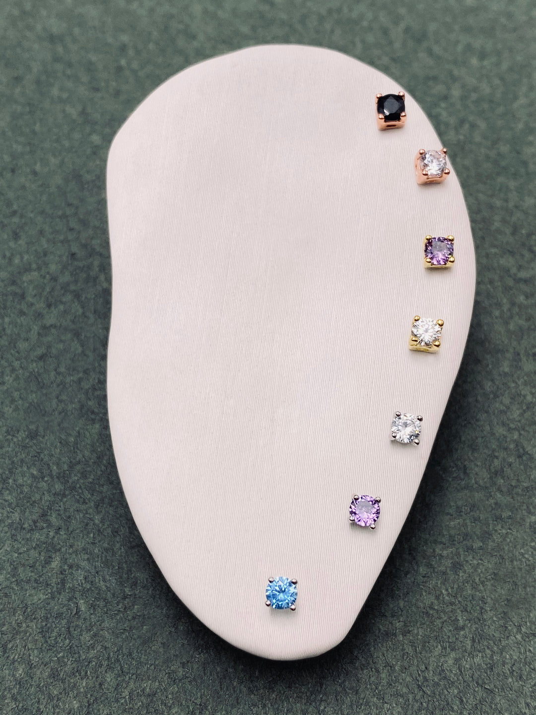 PIERCING EARRING LUZ