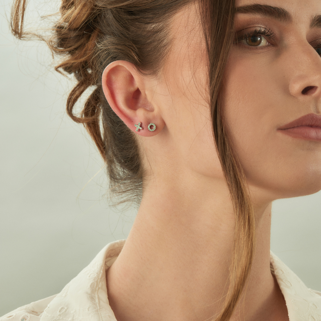 ORECCHINI ASIMMETRICI IN ARGENTO BLU XOXO