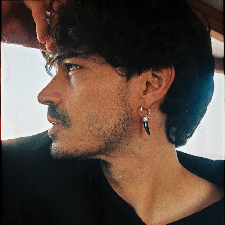 PENDIENTE PIERCING ARO BLACK TUSK