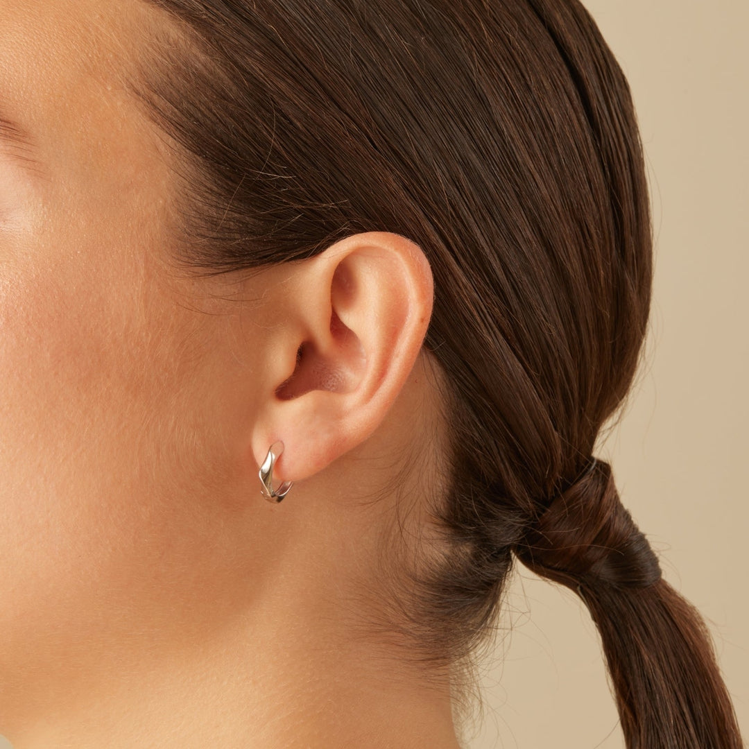 ISHA SILVER HOOPS