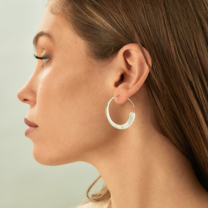 SILVER GONDOLA HOOPS